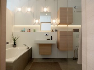 Badezimmer modern nach Maß