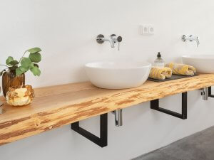 Badezimmer Waschtisch Baumstamm