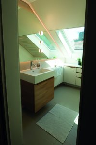 Badezimmer mit Kerakoll Design House Cementoresina
