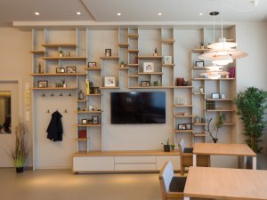 Pflegezentrum Raiding Aufenthaltsraum Wohnwand